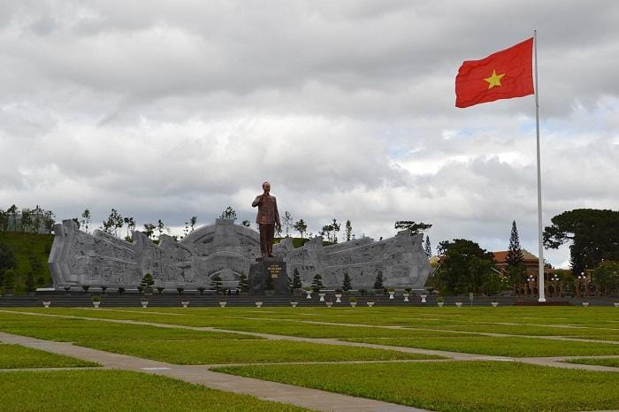 Khám phá Quảng trường Gia Lai – Trái tim của phố núi Pleiku