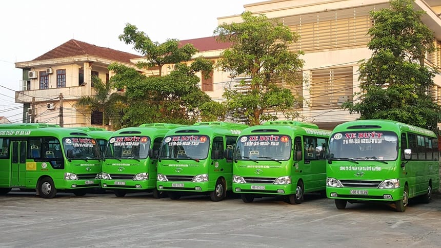 Tuyến số 14 với điểm cuối là Bệnh viện Ba Lan