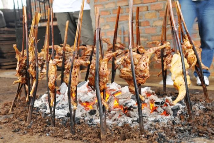 Cách làm gà nướng chuẩn vị Gia Lai