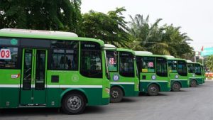 Xe bus số 08 Nam Định phục vụ người dân di chuyển hàng ngày
