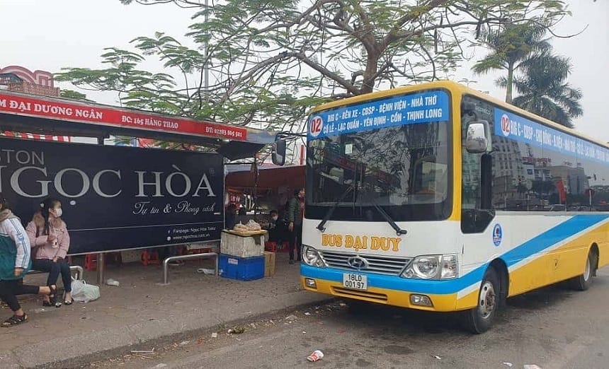 Xe buýt số 10 Nam Định hoạt động ổn định và đúng giờ