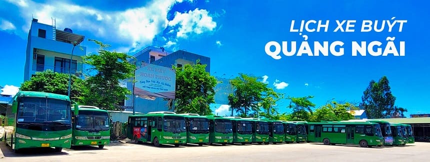 Người dân lựa chọn xe buýt Mai Linh tại Quảng Ngãi để di chuyển