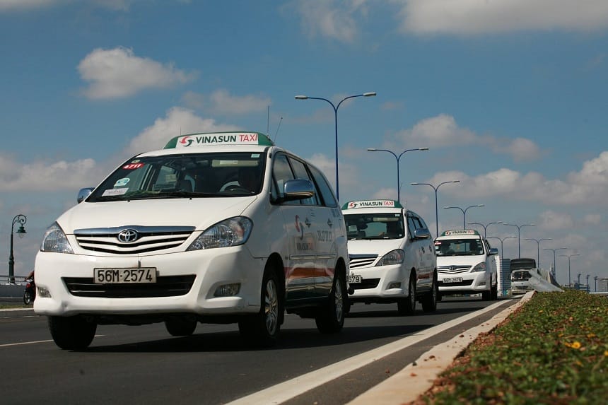 Cước phí minh bạch, công khai với khách hàng