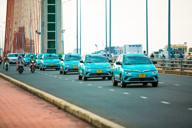 Đa dạng các loại hình dịch vụ taxi xanh khác nhau cho khách hàng lựa chọn