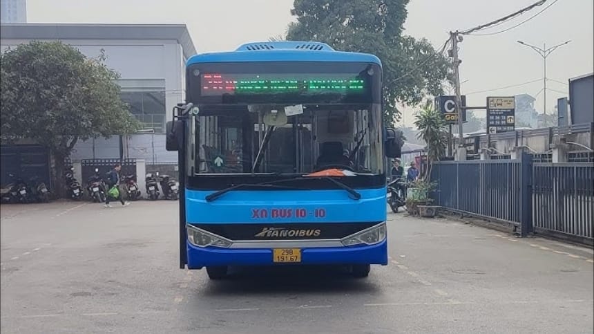 Di chuyển bằng xe bus giúp bạn tối ưu chi phí