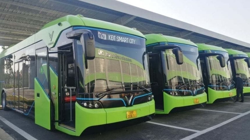 Di chuyển bằng xe bus thuận tiện hơn với phương thức thanh toán đa dạng
