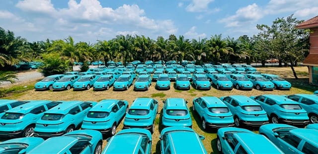Đi taxi xanh Sadec để thưởng thức nhịp sống miền hoa bình yên