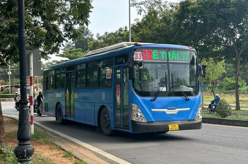 Đi xe bus mang đến nhiều lợi ích cho bạn