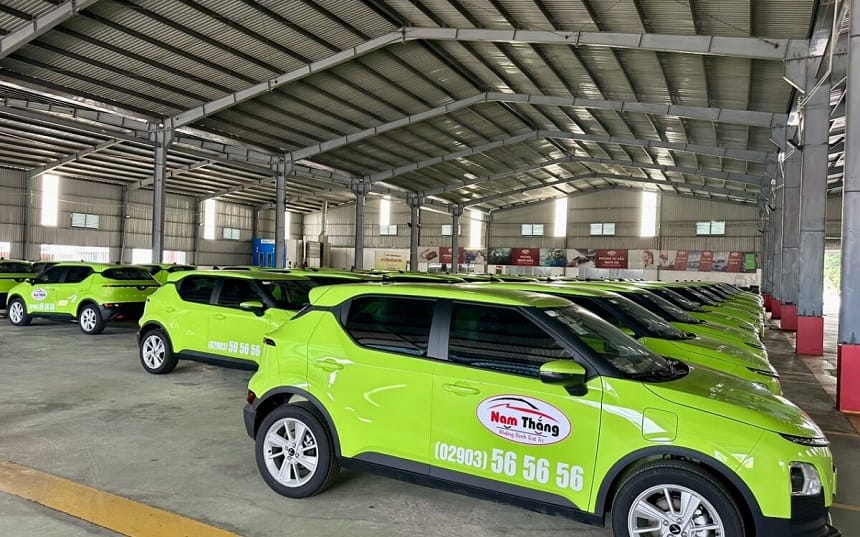 Đồng hồ hiển thị minh bạch giá cước taxi Nam Thắng theo số km thực tế