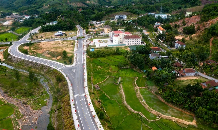 Hệ thống giao thông ở Sơn Tây – Quảng Ngãi ngày càng đồng bộ