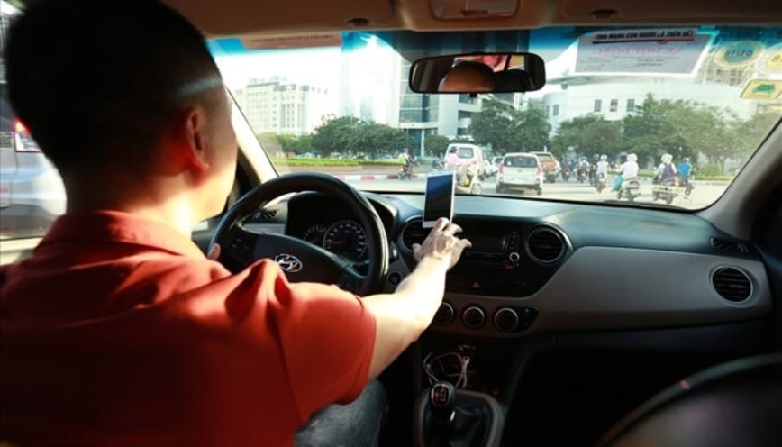 Không gian bên trong taxi