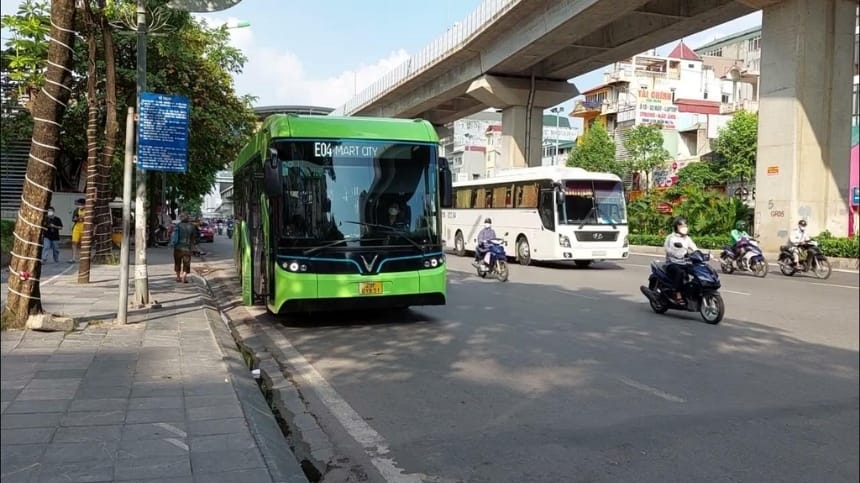 Xe bus điện góp phần bảo vệ môi trường