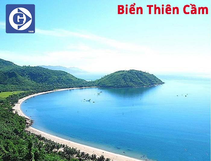 Bãi biển Thiên Cầm Hà Tĩnh với bờ cát trắng