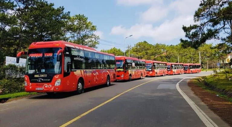 Bãi đỗ xe tại Bến xe Kon Tum