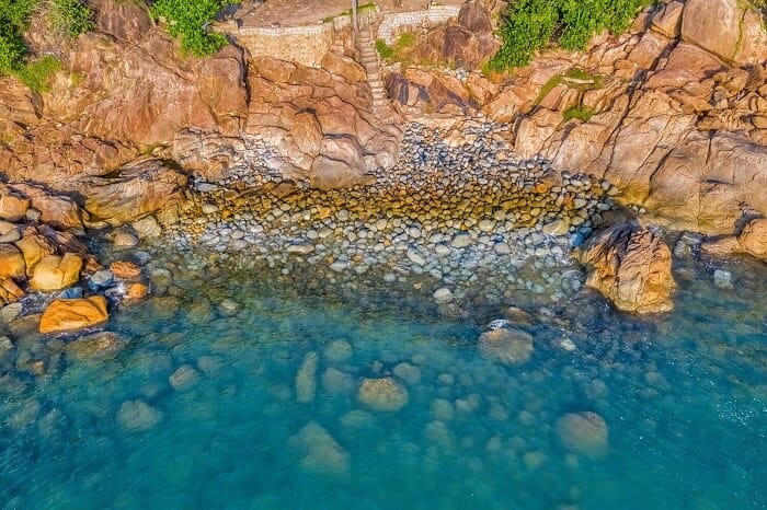 Tại đây không nên tắm