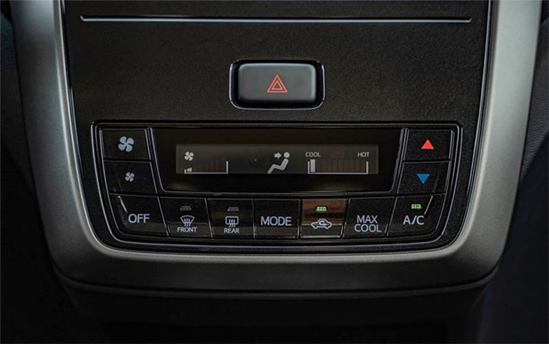 Bảng điều khiển và các tính năng tiện ích bên trong Toyota Wigo 2022
