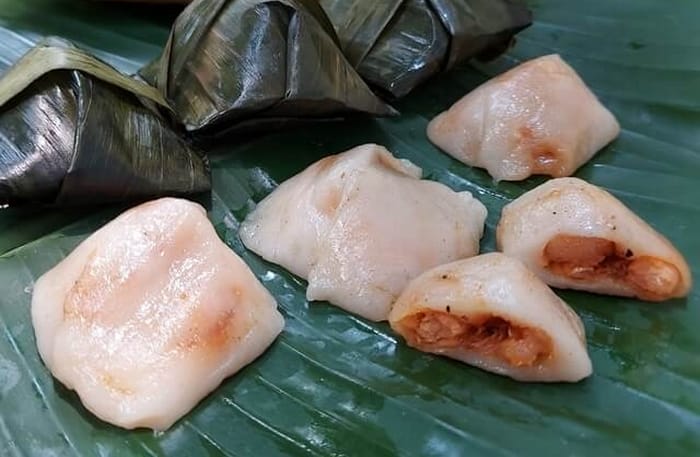 Nhân bánh ít mặn Bình Định có tôm đất, thịt ba chỉ, đậu xanh bùi béo