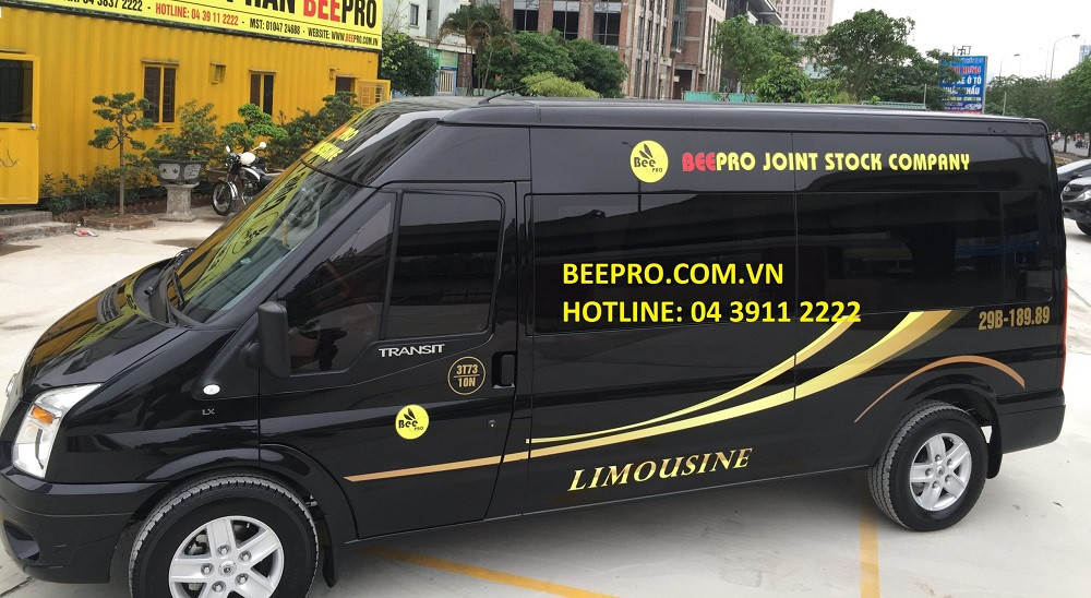 BeePro Limousine có thiết kế nhỏ gọn và nội thất đầy đủ tiện ích