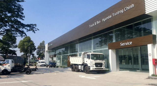 Bên ngoài Đại lý Hyundai Trường Chinh tại quận Tân Bình