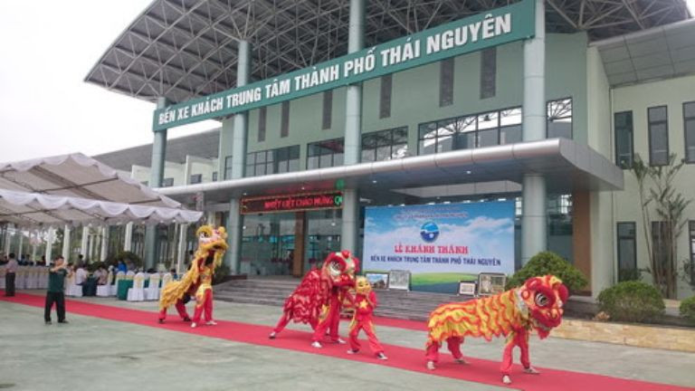 Biển chỉ dẫn tại Bến xe Thái Nguyên