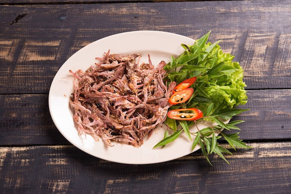 Bò một nắng Gia Lai - đặc sản thịt bò được phơi dưới nắng Tây Nguyên