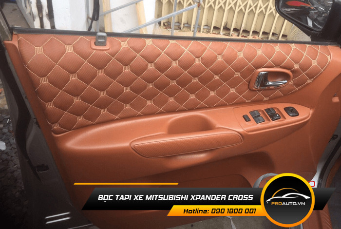 Bọc da tapi cửa Mitsubishi Xpander Cross