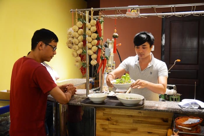 Bún tôm Bình Định là một lựa chọn yêu thích của người dân địa phương cho bữa sáng