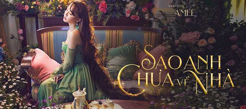 Ca sĩ AMEE trong MV "Sao anh chưa về nhà" thể hiện sự mong đợi của người yêu