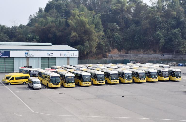 Các chuyến xe khách khởi hành thường xuyên, đảm bảo lịch trình rõ ràng tại bến xe Lào Cai