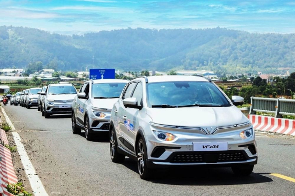 Các dòng xe điện hiện đại trong đội hình taxi Lado, mang lại trải nghiệm di chuyển mới mẻ tại Vĩnh Cửu