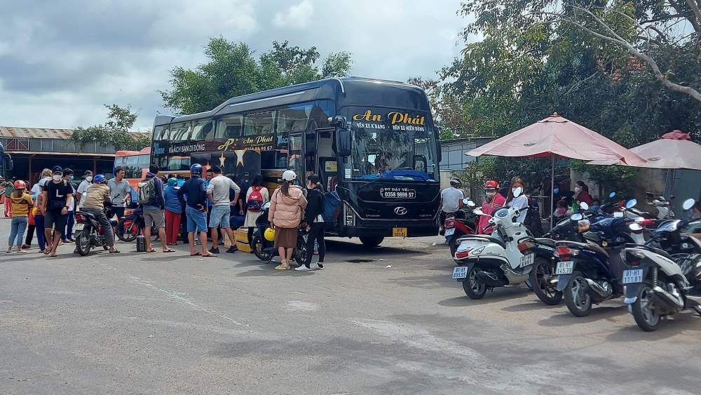 Các kênh đặt vé trực tuyến và hotline của Nhà xe An Phát