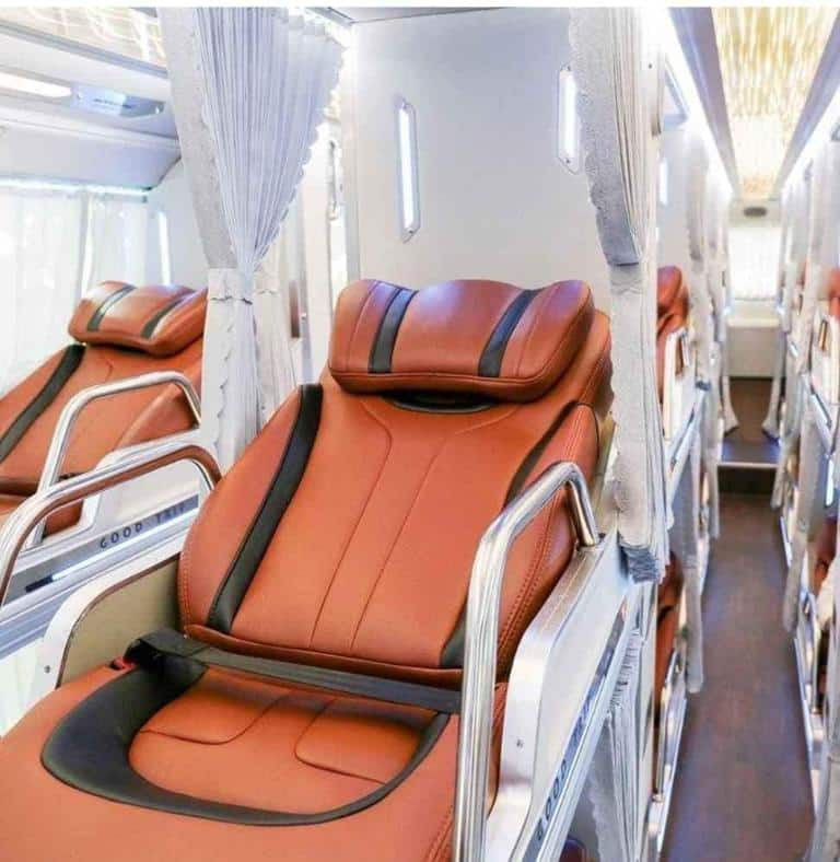 Các loại xe chất lượng cao phục vụ hành khách của Phương Hồng Linh