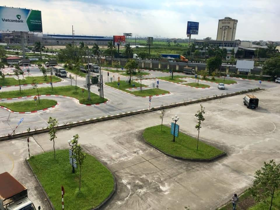 Các loại xe được sử dụng cho việc học thực hành lái xe ở Bình Giang
