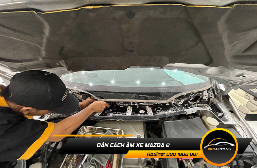 Cách âm xe Mazda 2 là giải pháp nâng cáo hiệu quả chống ồn tốt nhất cho xe