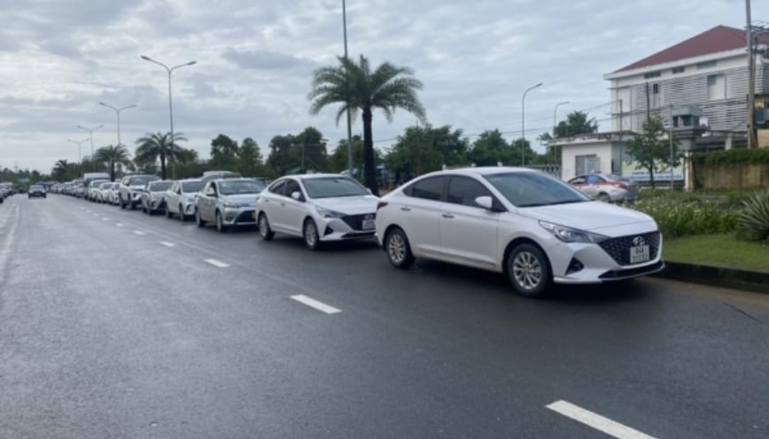Cách đặt taxi phù hợp với từng tình huống