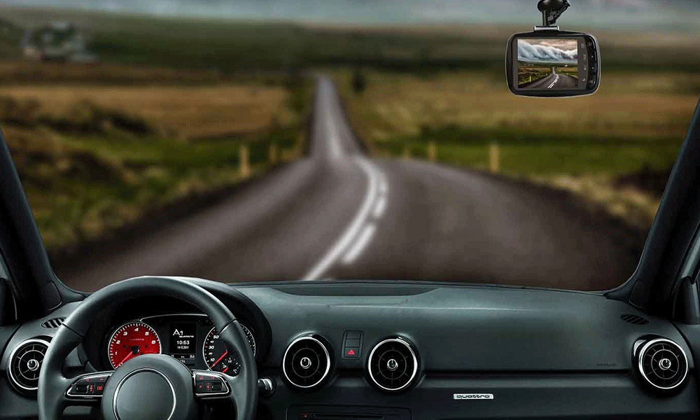 Camera hành trình có chức năng định vị GPS và chỉ đường