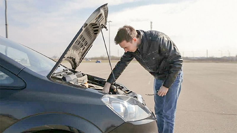 Cân nhắc kỹ lưỡng trước khi quyết định mua xe cũ có dấu hiệu thủy kích