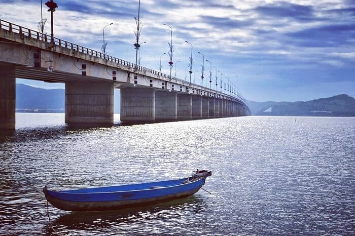 Nên du lịch và tham quan cầu vào tháng 3