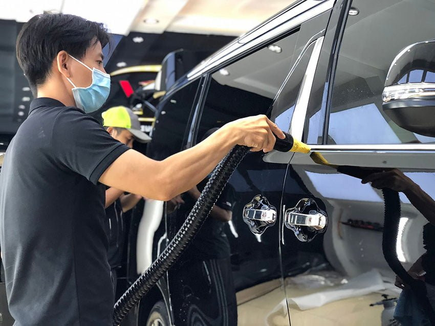 Chi phí dán phim bảo vệ sơn PPF ô tô TPU so với các loại khác
