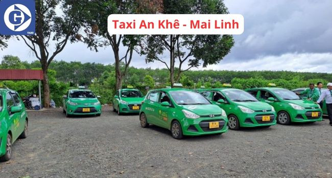 Chiếc xe taxi Mai Linh màu xanh lá đặc trưng tại An Khê