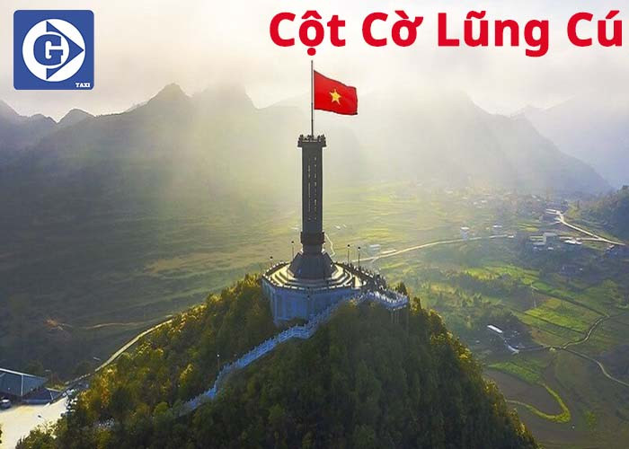 Cột cờ Lũng Cú uy nghiêm trên đỉnh núi Rồng