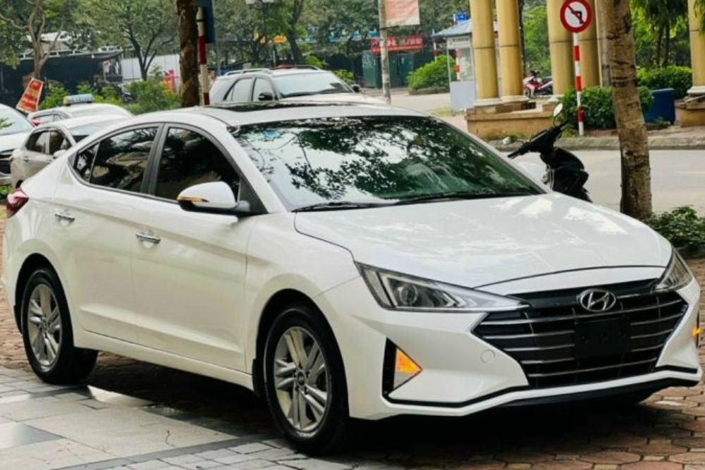 Dàn xe taxi Hồng Lĩnh sẵn sàng phục vụ khách hàng trên mọi nẻo đường Hà Tĩnh.