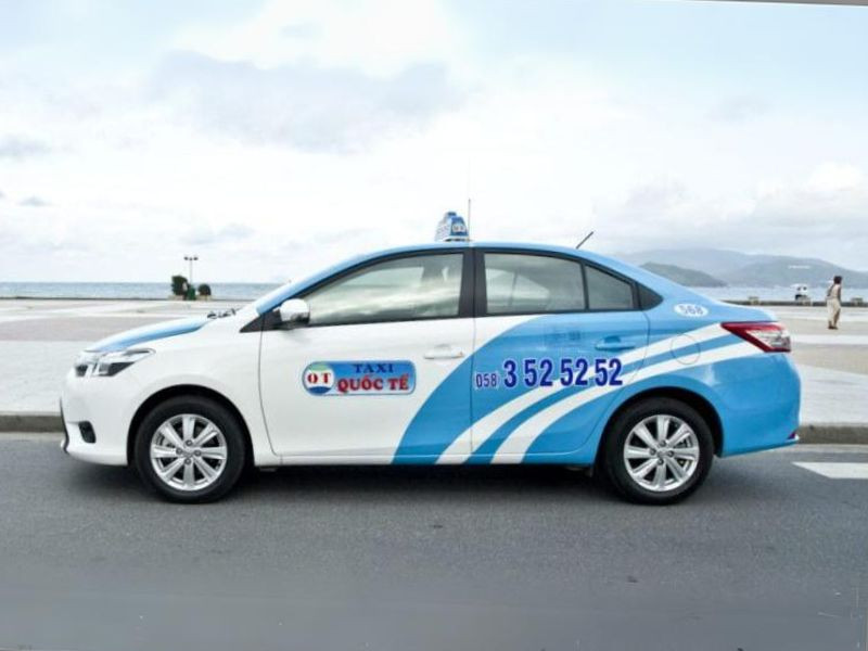 Dàn xe taxi Quốc Tế Ninh Thuận hiện đại sẵn sàng phục vụ khách hàng.
