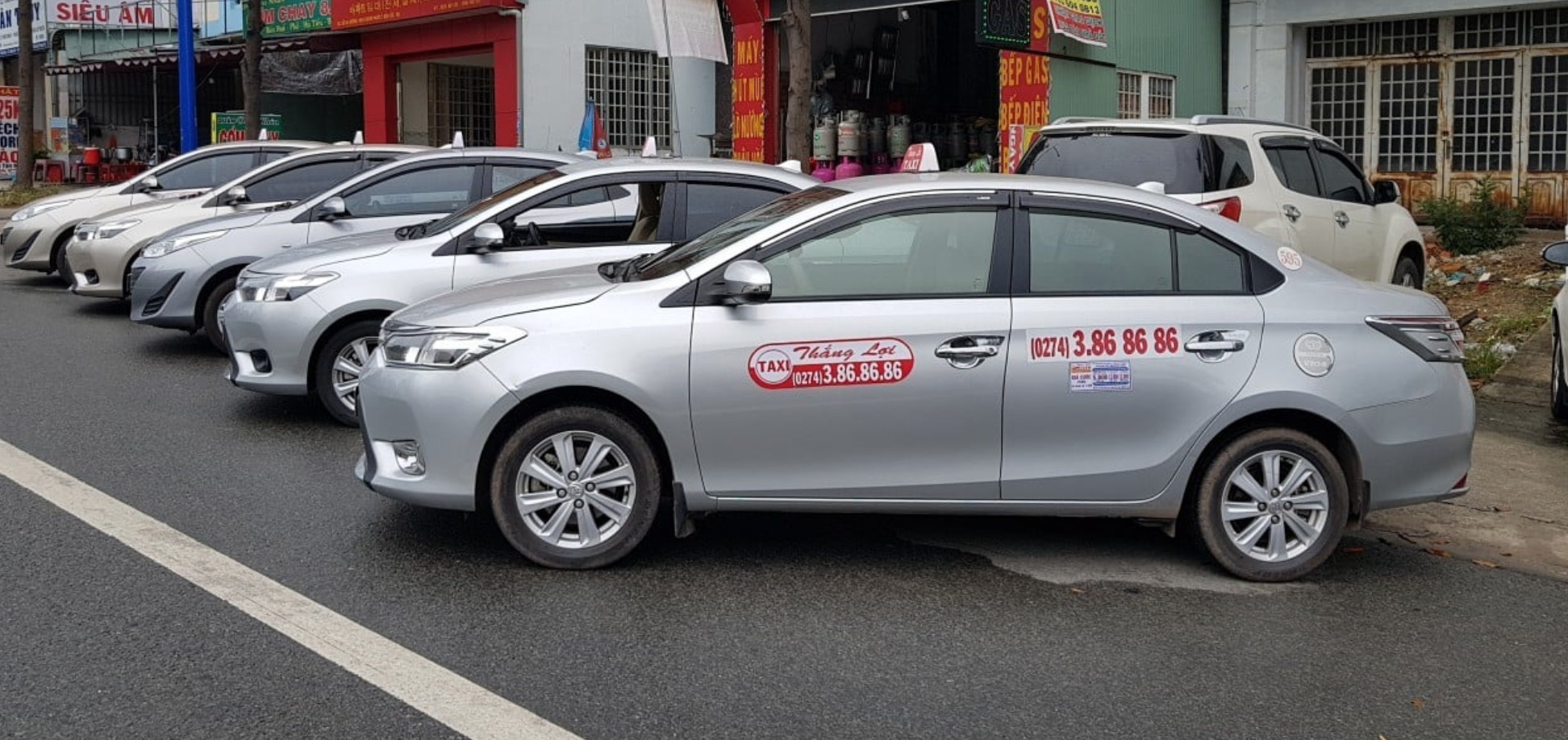 Dàn xe Taxi Thắng Lợi Lâm Đồng sẵn sàng phục vụ