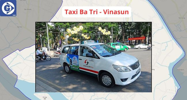 Dàn xe taxi Vinasun đời mới đậu ở Ba Tri