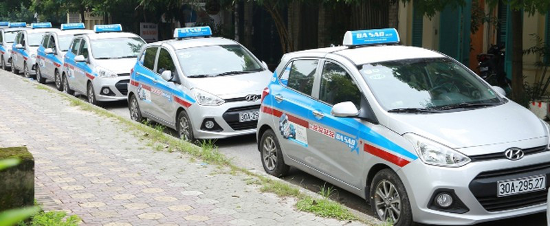 Dàn xe V20 taxi hiện đại và tiện nghi tại thủ đô Hà Nội