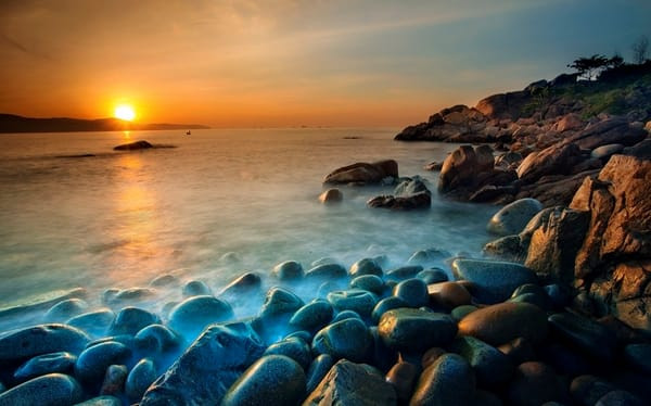 Dạo chơi Bãi Hoàng Hậu Quy Nhơn với phương tiện cá nhân
