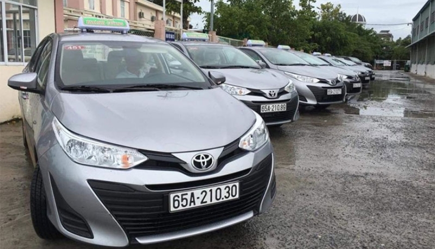 Đặt xe dễ dàng qua nhiều hình thức