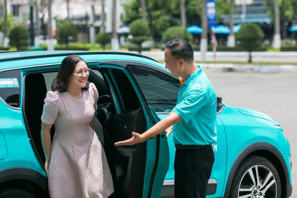 Đặt xe nhanh chóng với số điện thoại taxi Thái Nguyên của Xanh SM