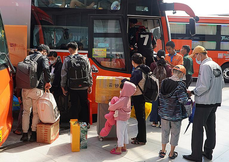 Đến sớm điểm đón xe Hiền Ân